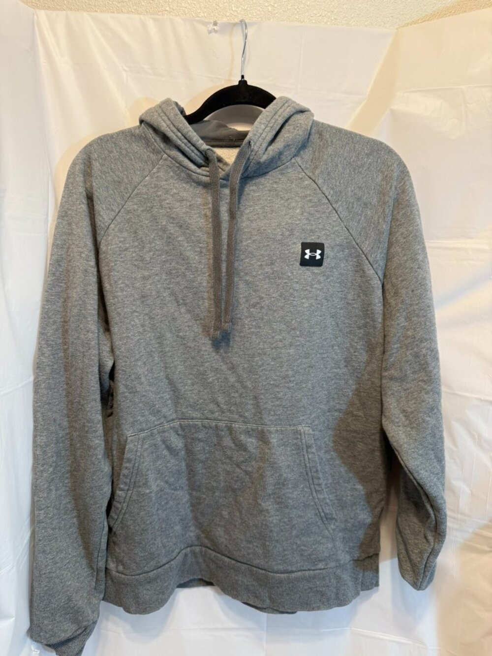 Under Armour Heather Grey Pullover Hoodie Loose Fit Medium MD